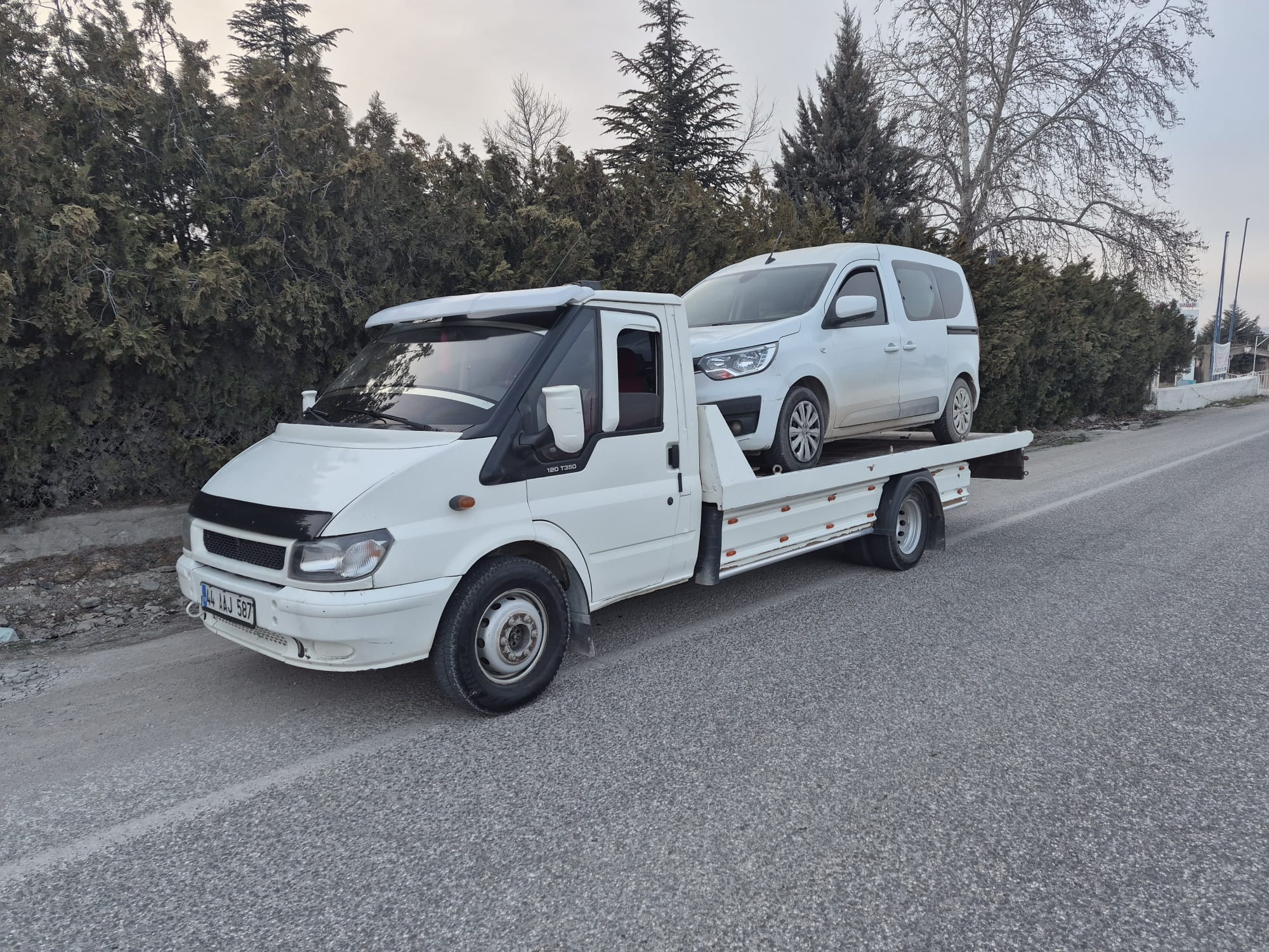 Acil Çekici